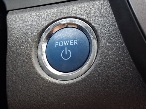 Used 2021 Toyota Camry LE FWD image 22