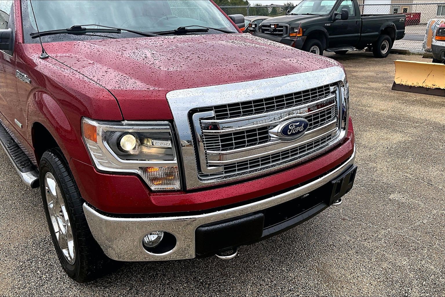 Used 2014 Ford F150 XLT w/ Equipment Group 302A Luxury AWD/4WD image 4