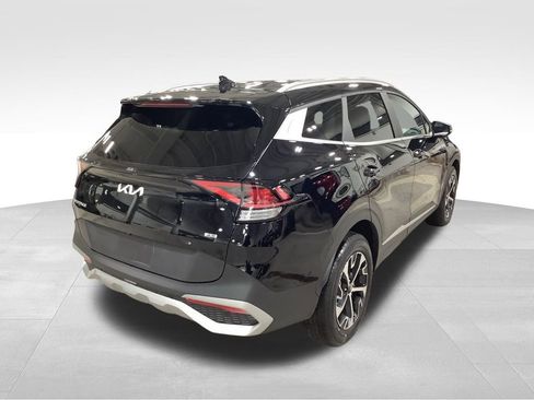 Certified 2023 Kia Sportage EX image 7