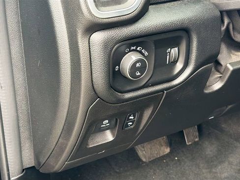 Used 2020 RAM 1500 Big Horn image 10