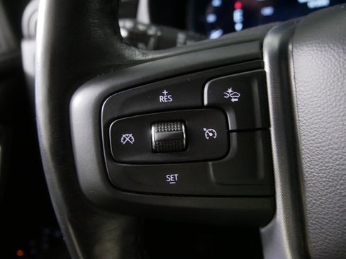 Used 2023 GMC Yukon SLT image 23