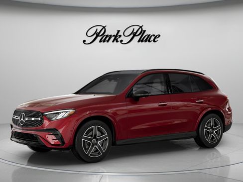 Certified 2026 Mercedes-Benz GLC 300 image 2