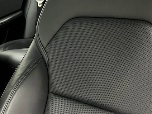 Used 2024 Tesla Model 3 Standard Range RWD image 19