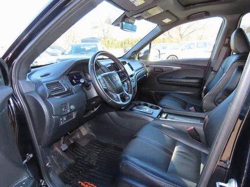 Used 2022 Honda Pilot TrailSport image 2