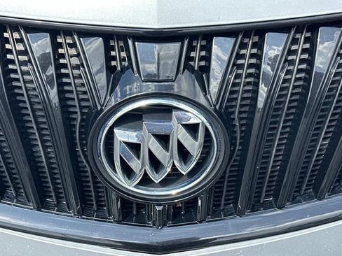 Used 2016 Buick Regal FWD image 27
