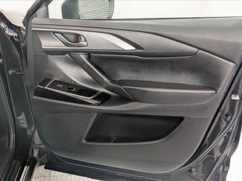 Used 2023 MAZDA CX-9 Touring image 26