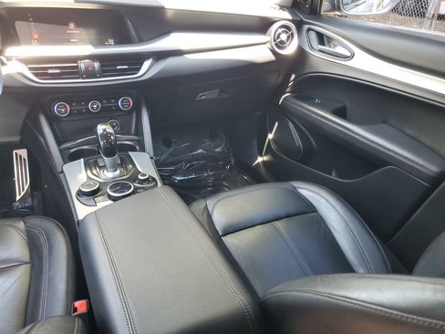 Used 2018 Alfa Romeo Stelvio Sport w/ Quick Order Package 22J Sport image 15