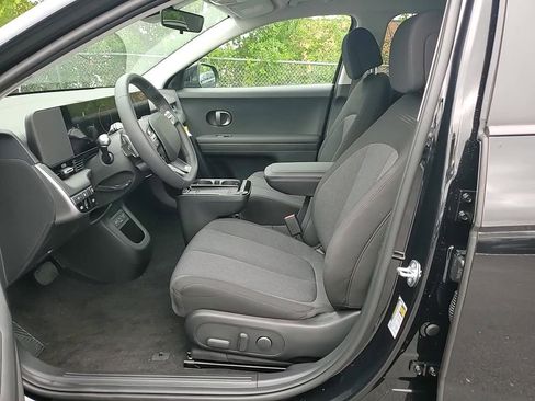 New 2025 Hyundai Ioniq 5 SE image 14