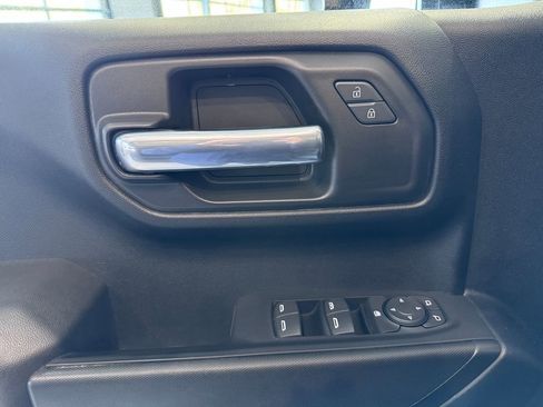 Certified 2022 GMC Sierra 1500 Pro w/ Pro Value Package image 23