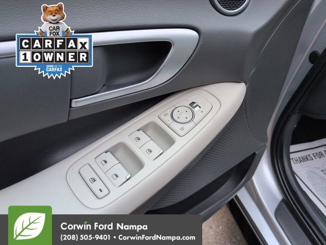 Used 2025 Hyundai Sonata SEL FWD image 11
