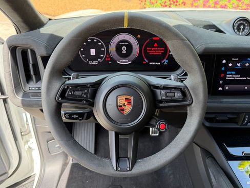 Used 2024 Porsche Cayenne Turbo GT AWD/4WD image 18