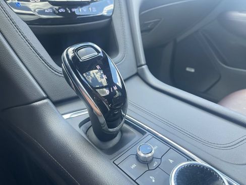 Certified 2023 Cadillac XT6 Premium Luxury w/ LPO, Floor Liner Package AWD/4WD image 35
