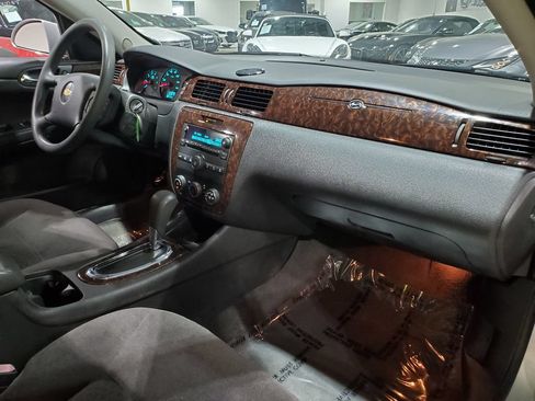 Used 2016 Chevrolet Impala Limited LS FWD image 14