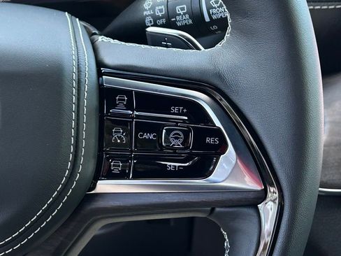 New 2025 Jeep Grand Cherokee L Overland image 19