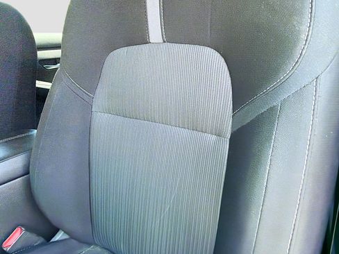 Used 2020 Nissan Sentra SV FWD image 28