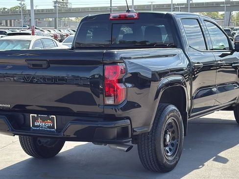 Used 2024 Chevrolet Colorado W/T w/ WT Convenience Package image 5