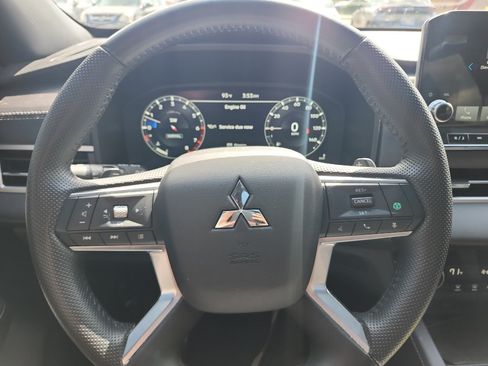 Used 2024 Mitsubishi Outlander SE Black Edition AWD/4WD image 21