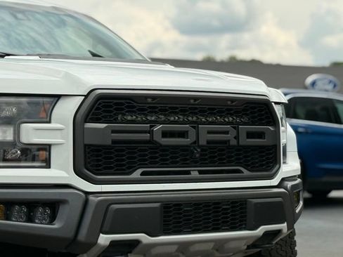 Used 2018 Ford F150 Raptor w/ Equipment Group 802A Luxury AWD/4WD image 33