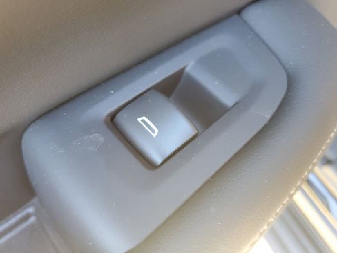 New 2026 Chevrolet Suburban LS image 16