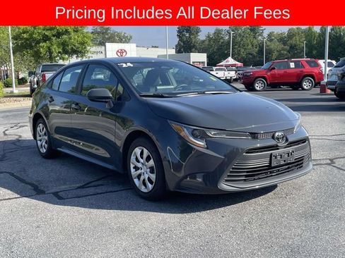 Used 2024 Toyota Corolla LE FWD image 7