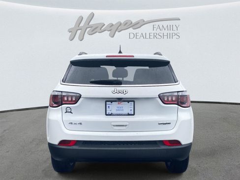 Certified 2023 Jeep Compass Latitude image 4