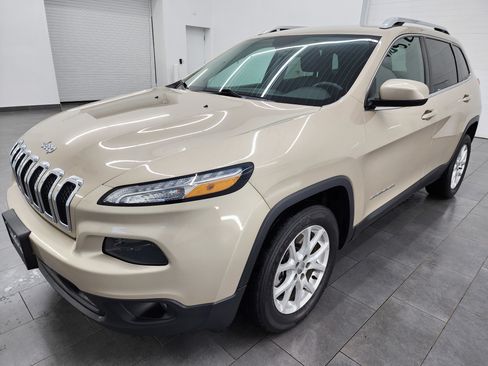 Used 2014 Jeep Cherokee Latitude FWD image 7