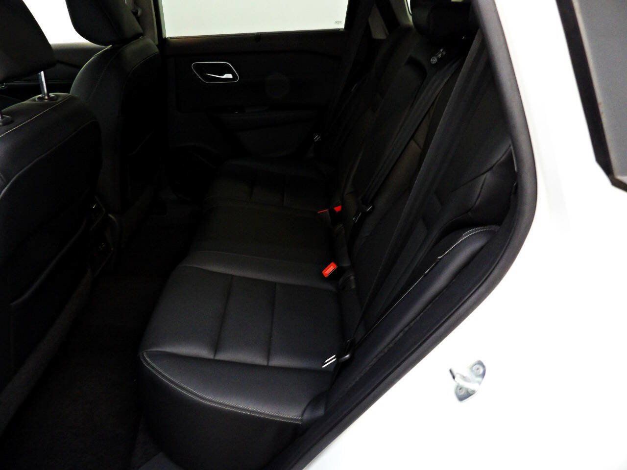 Used 2021 Nissan Rogue SL AWD/4WD image 10