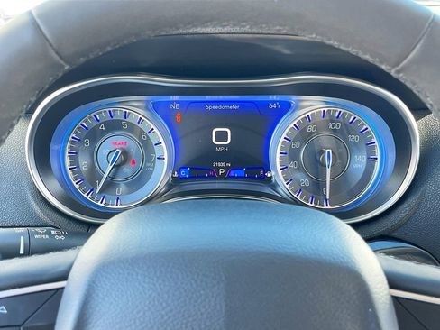 Certified 2023 Chrysler 300 Touring L w/ Comfort Group image 12