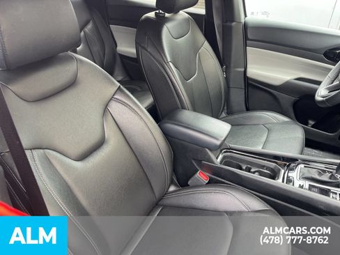Used 2025 Jeep Compass Limited AWD/4WD image 27