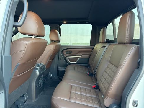 Used 2024 Nissan Titan Platinum Reserve w/ Moonroof Package image 5