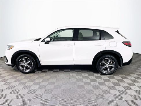 Used 2023 Honda HR-V EX-L image 4