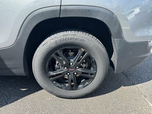 Used 2023 GMC Terrain AT4 AWD/4WD image 9