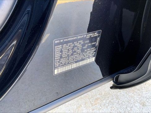 New 2026 Volkswagen Atlas SEL image 8