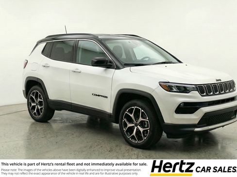 Used 2025 Jeep Compass Limited image 1