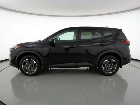 Used 2025 Nissan Rogue SV image 5