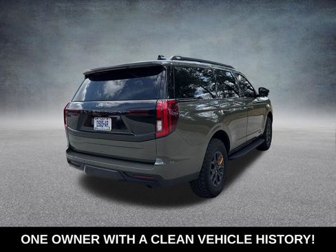 Used 2025 Ford Expedition Tremor AWD/4WD image 6