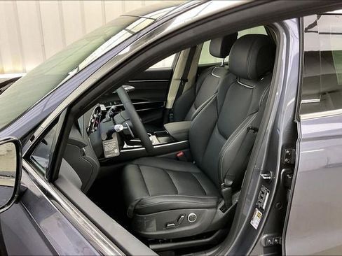 New 2026 Genesis GV70 2.5T AWD/4WD image 11