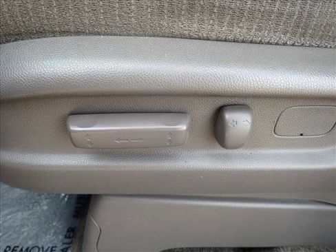 Used 2012 Honda Odyssey LX image 10