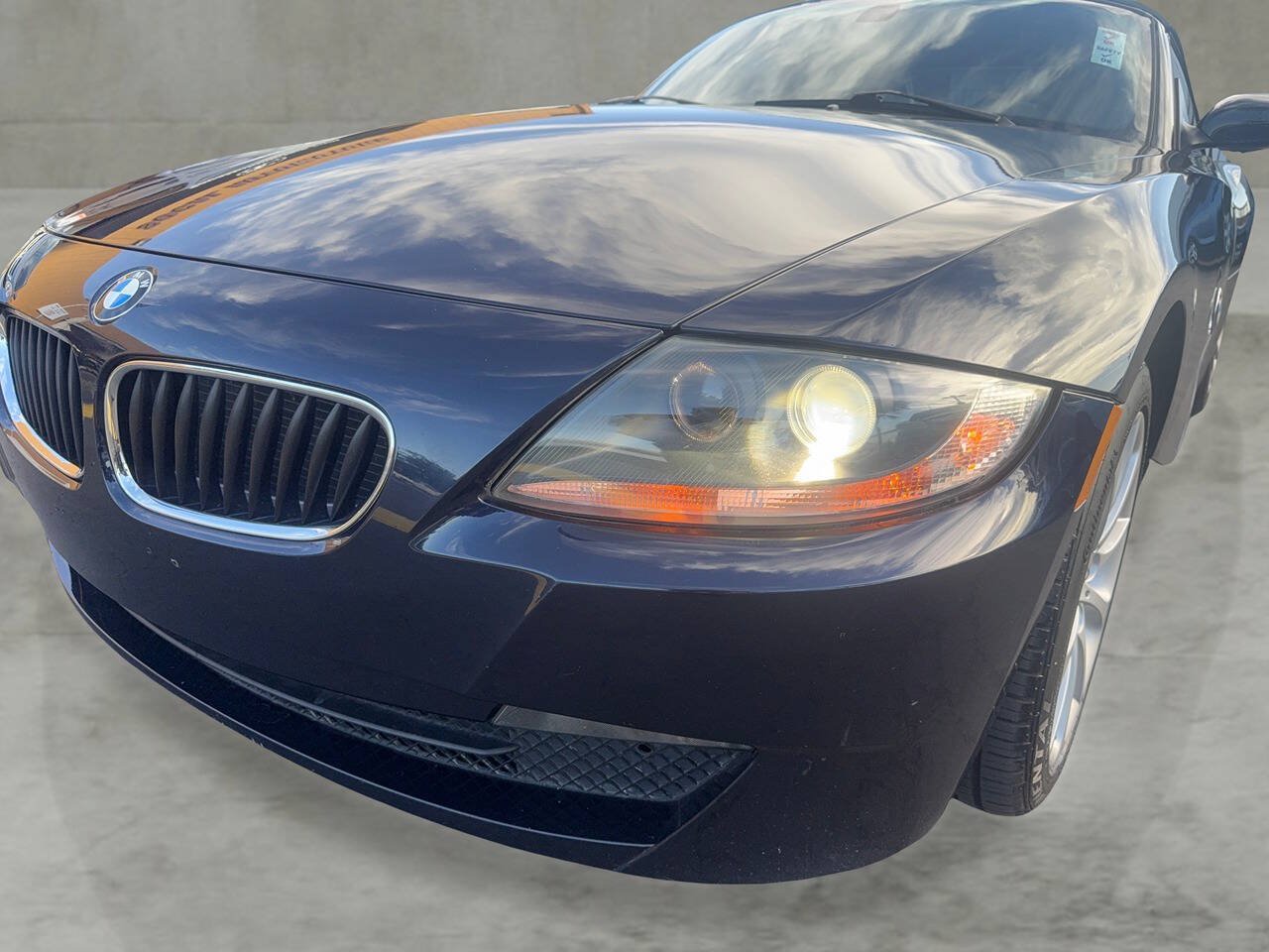 Used 2006 BMW Z4 3.0i RWD image 28