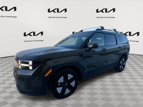 Used 2025 Hyundai Santa Fe SEL image 1