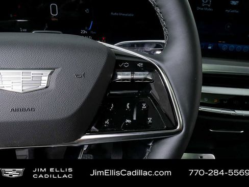 New 2026 Cadillac Lyriq Luxury RWD image 10