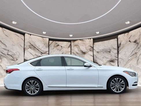 Used 2017 Genesis G80 3.8 w/ Option Group 02 AWD/4WD image 10