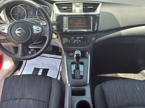 Used 2019 Nissan Sentra SV FWD image 32
