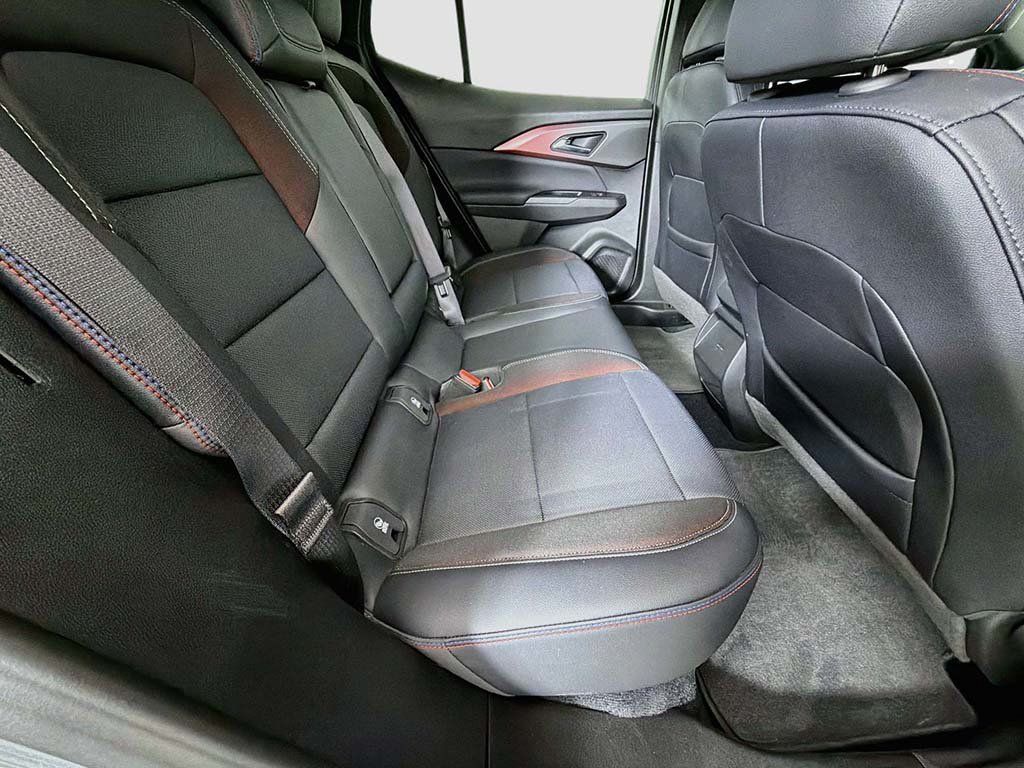 Used 2025 Chevrolet Equinox EV RS FWD image 27