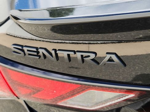 Used 2023 Nissan Sentra SR w/ Midnight Edition Package FWD image 28