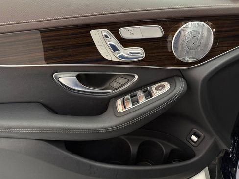 Used 2017 Mercedes-Benz GLC 300 image 11