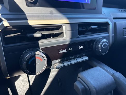 Used 2025 Toyota Tacoma SR image 19