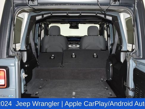 Used 2024 Jeep Wrangler Unlimited w/ Convenience Group AWD/4WD image 30