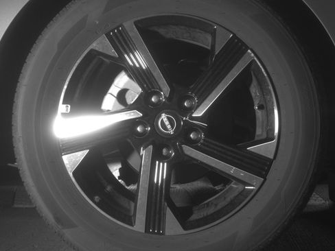 Used 2025 Nissan Sentra SV FWD image 18