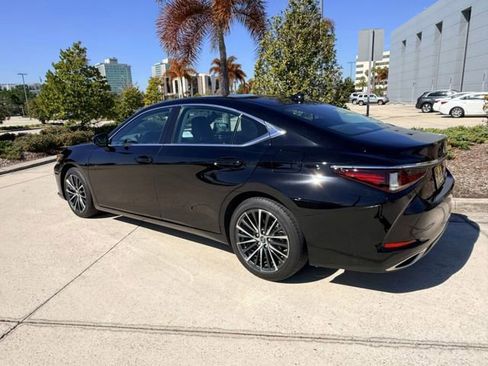 Certified 2024 Lexus ES 350 w/ Premium Package image 2